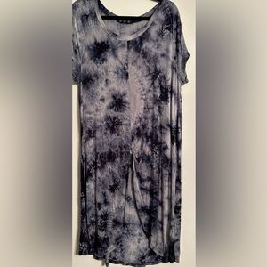 Tie Dye long tunic shirt size  1x navy blue